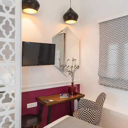 Elia Portou خانيا