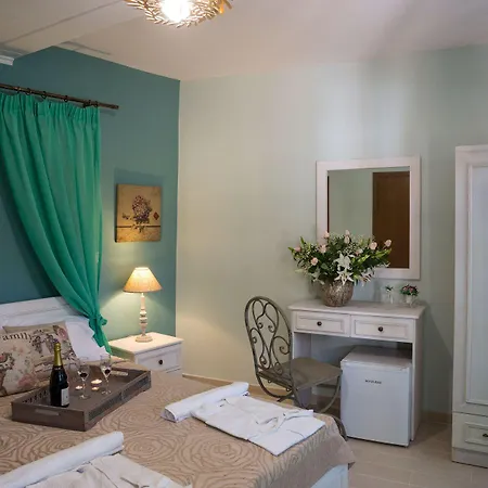 Elia Portou מלון 3*